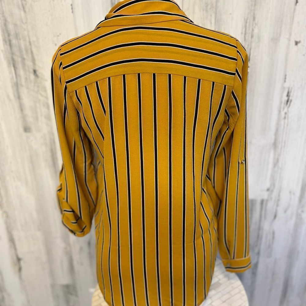 Blouse - Picture 3 of 6